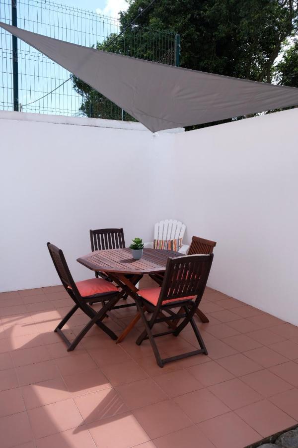 Appartamento A Casa Do Terraco Ponta Delgada Esterno foto